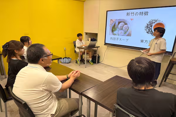 三崎小學教師來台